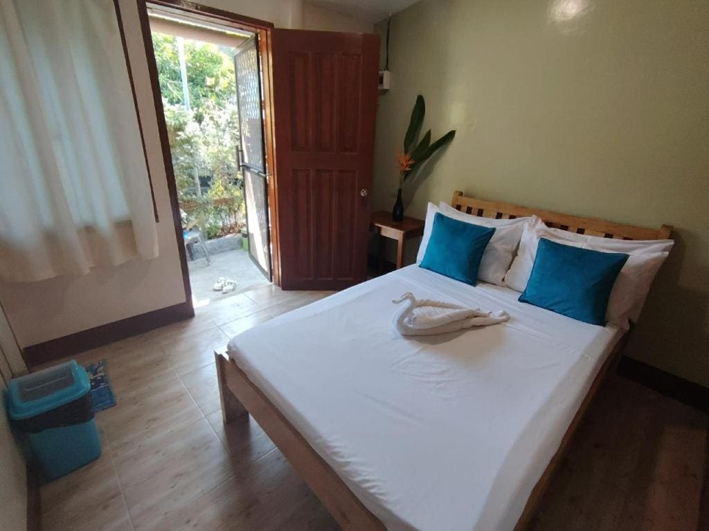 Budget Double Room room - Image 3