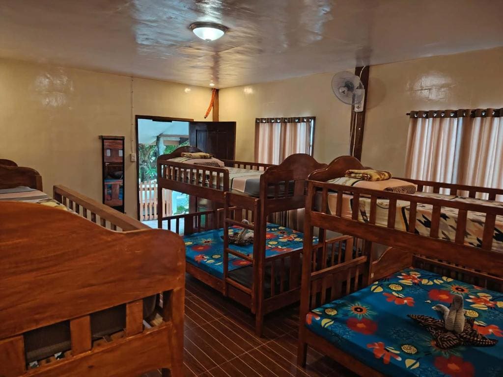 Family Room with Bathroom room - Image 2