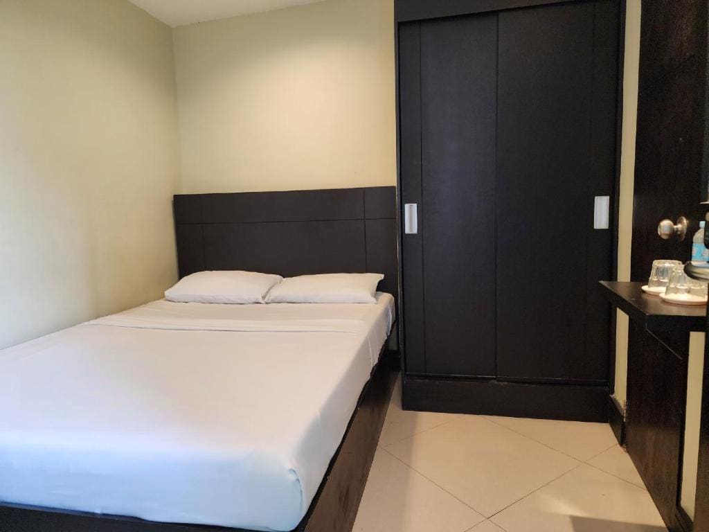 Standard Double Room room - Image 2
