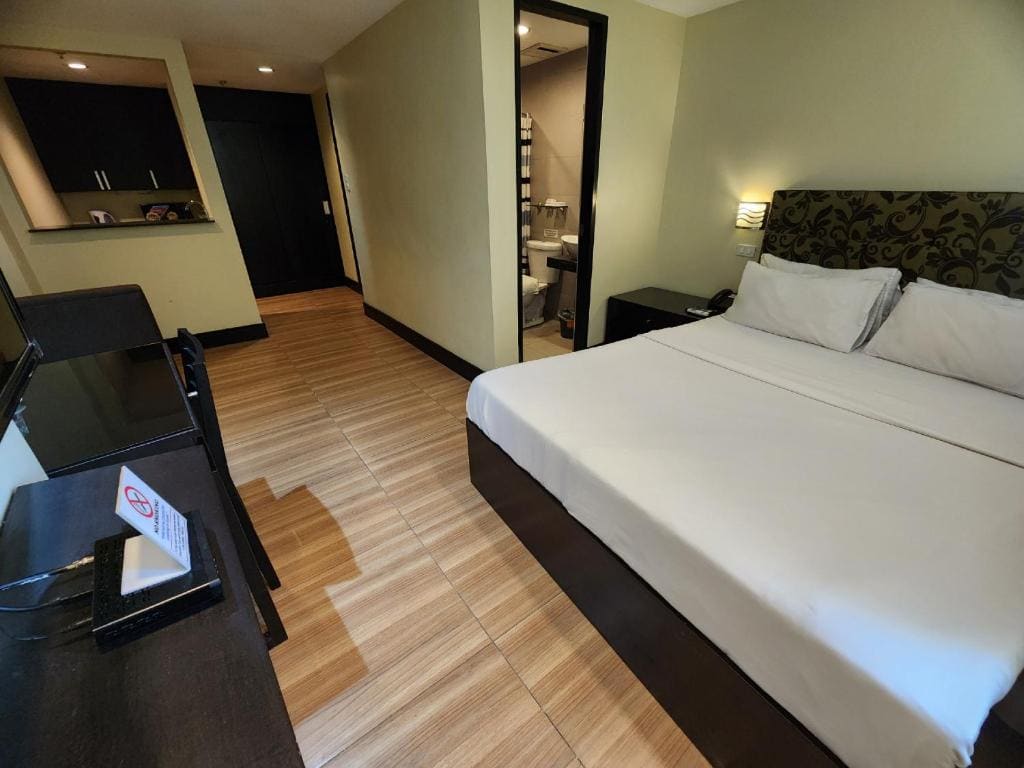 Deluxe Room room - Image 1