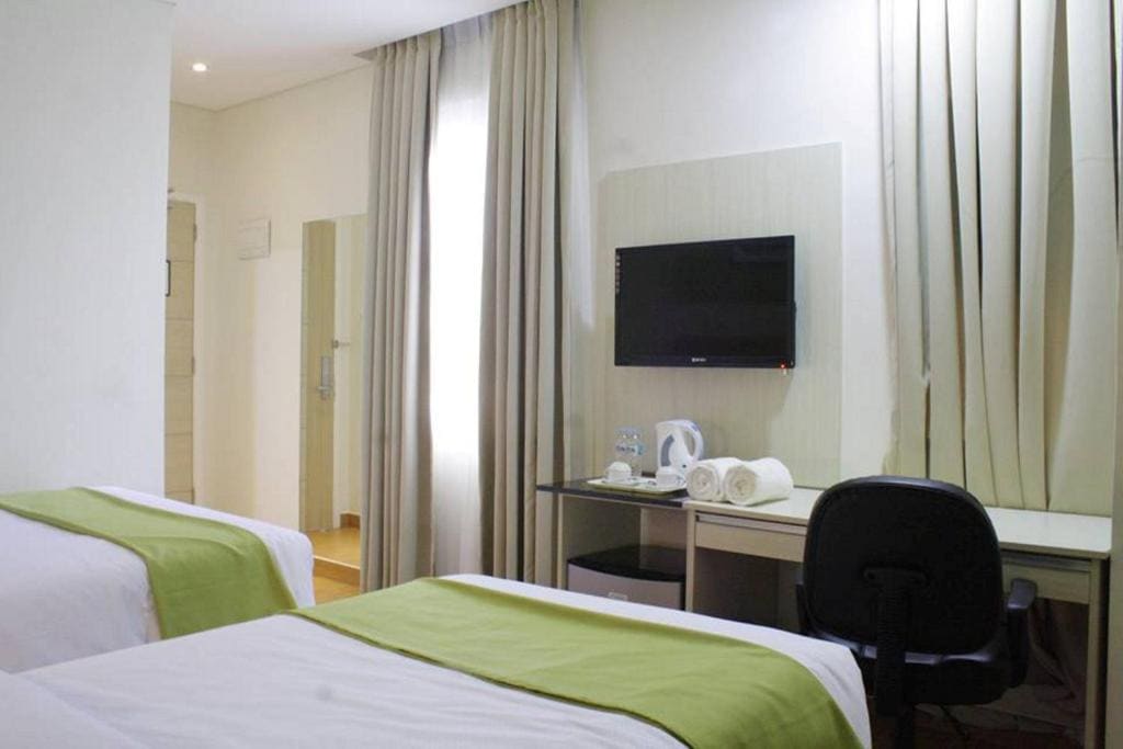 Premier Deluxe Double or Twin Room room - Image 1