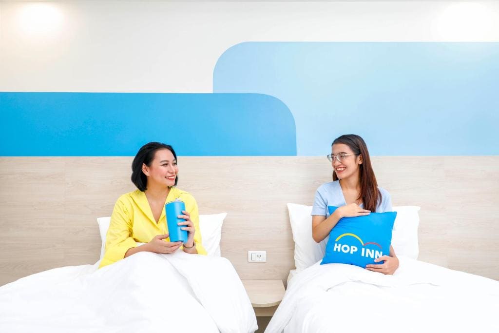 Standard Twin Room room - Image 3
