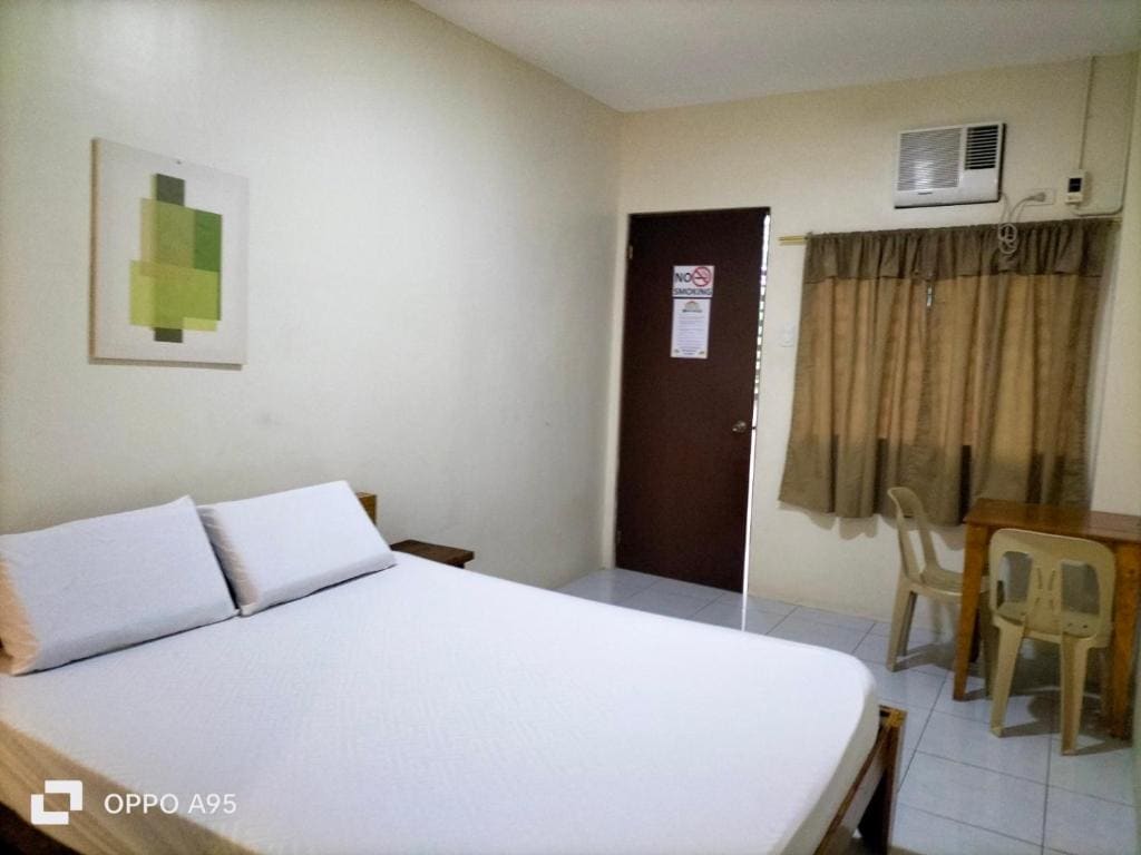 Deluxe Double Room room - Image 2