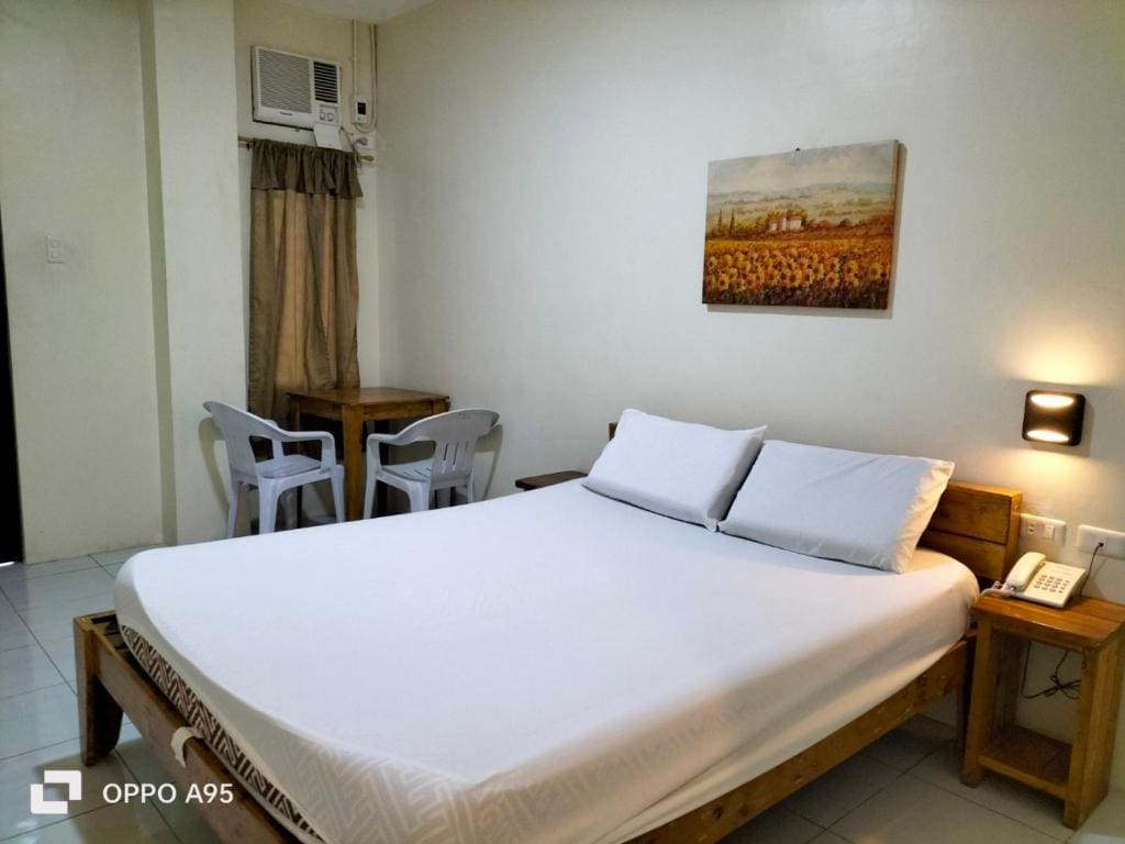 Deluxe Double Room room - Image 3