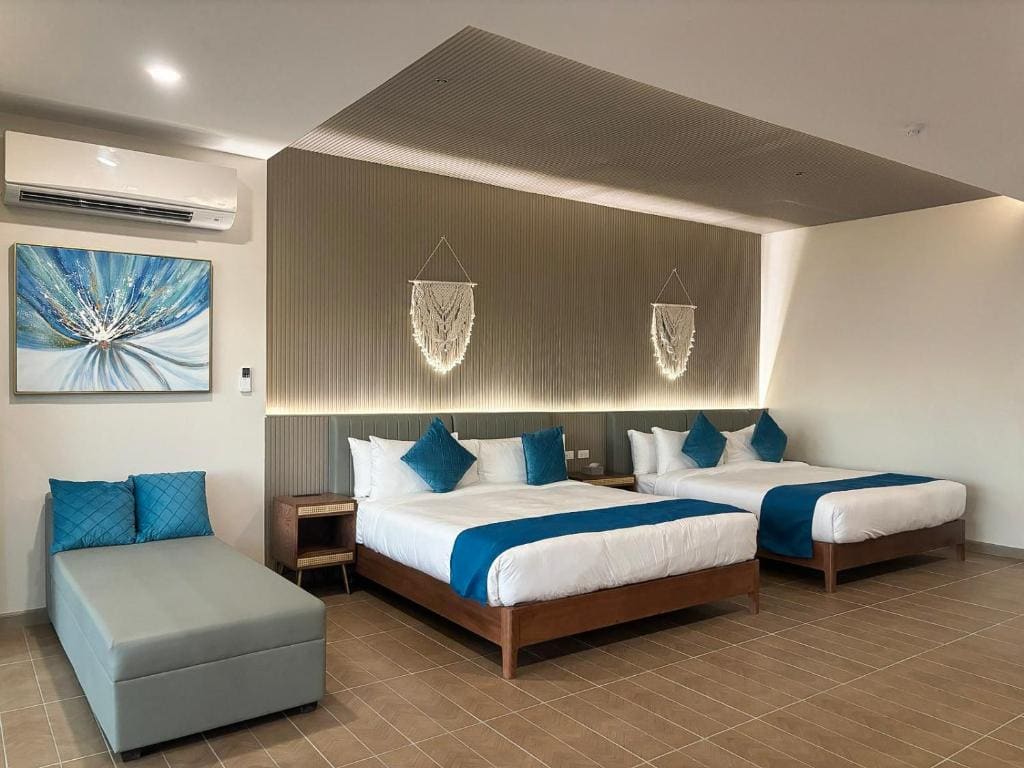 Villa with Private Pool room - Image 1