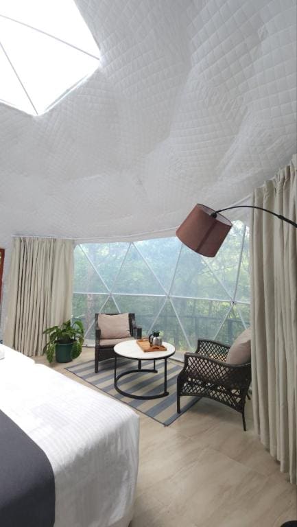 Quadruple Room with Private Bathroom room - Image 2