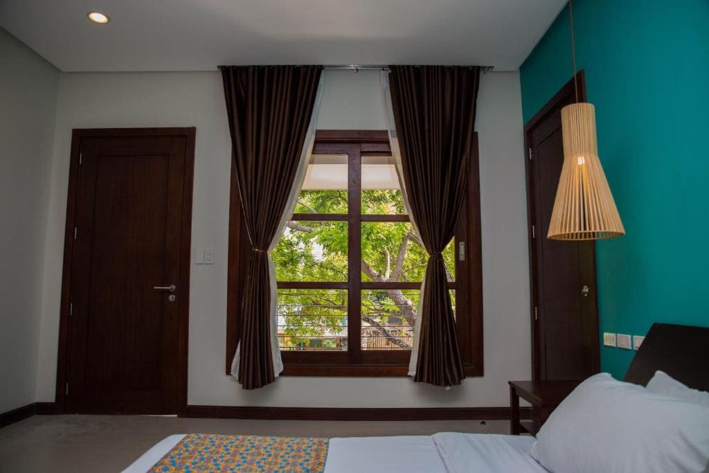 King Room with Garden View room - Image 1