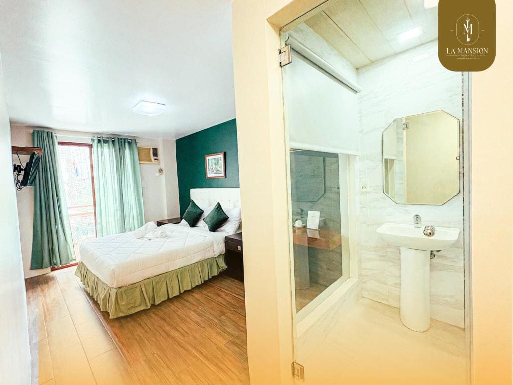 Standard Queen Room room - Image 3