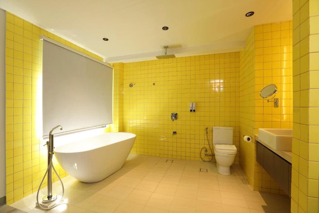 Premiere Suite room - Image 3