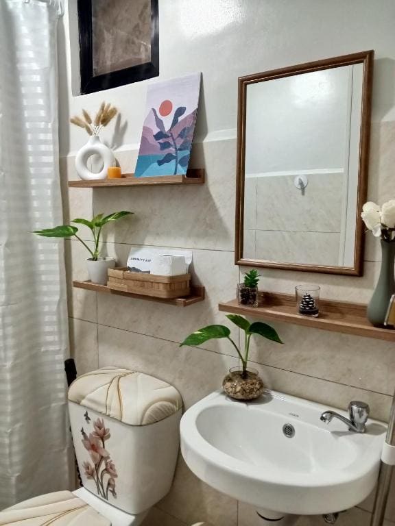 Double Room with Private Bathroom room - Image 1