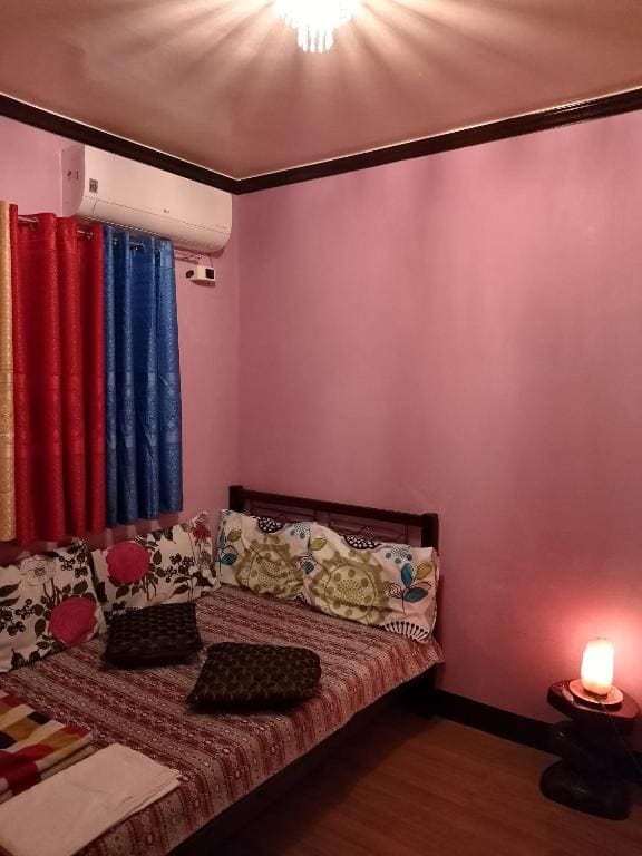 Budget Double Room room - Image 3