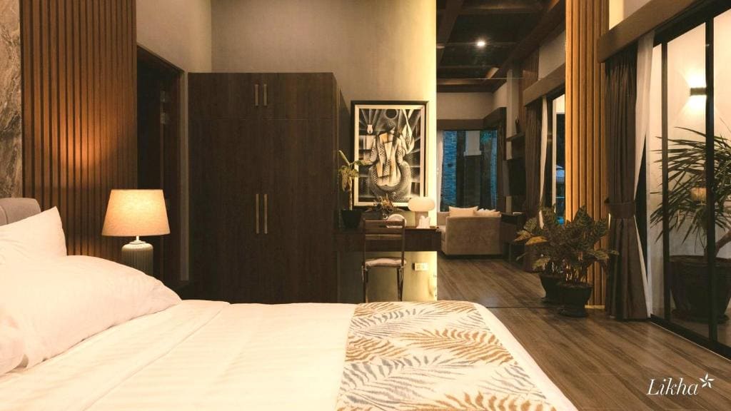 Deluxe Room room - Image 3