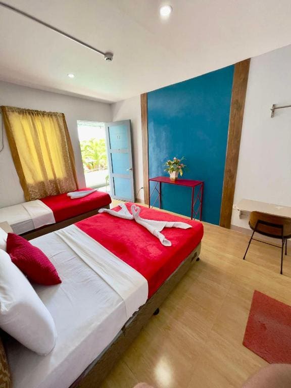 Standard Twin Room room - Image 3