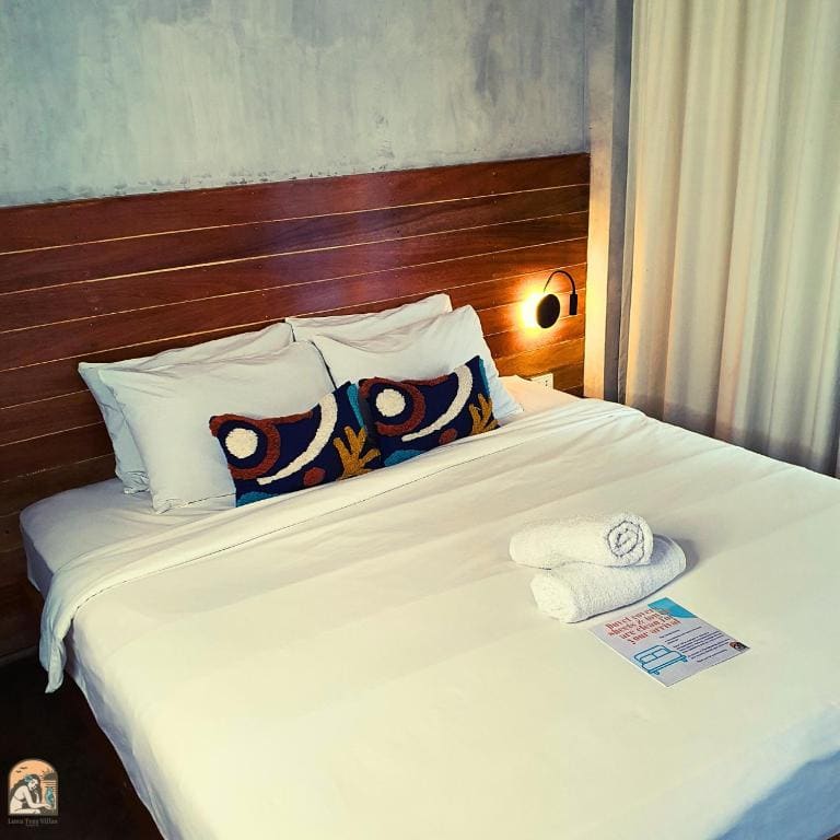 Deluxe King Room room - Image 1