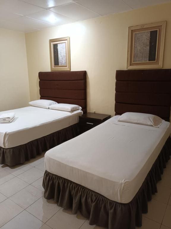 Deluxe Double or Twin Room room - Image 3