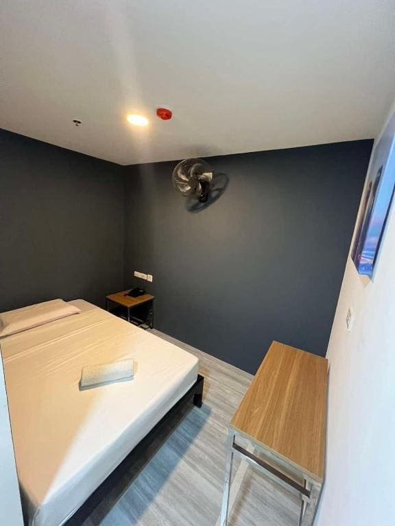 Budget Single Room room - Image 1