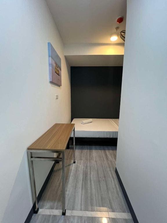 Budget Single Room room - Image 2