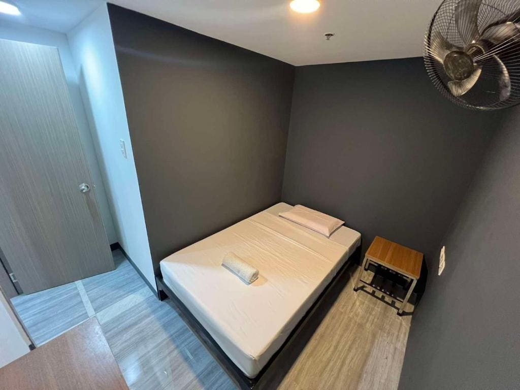 Budget Single Room room - Image 3