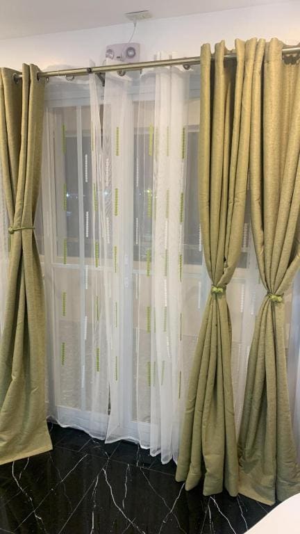 Deluxe Twin Room room - Image 3