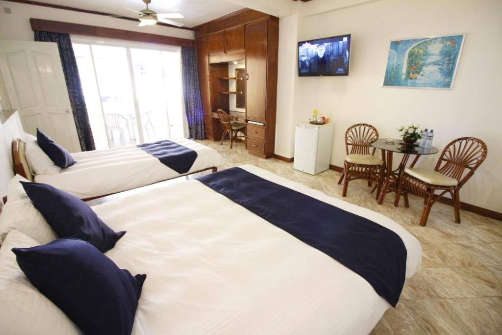 Suite with Balcony room - Image 1