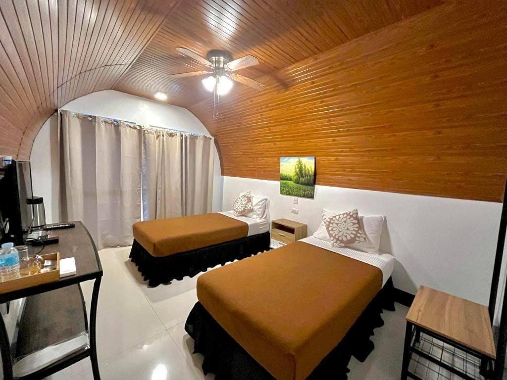 Twin Room room - Image 2