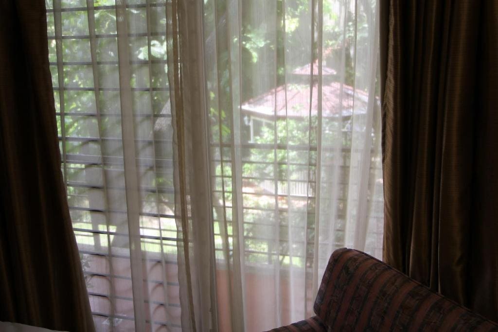 Double Room with Balcony room - Image 3