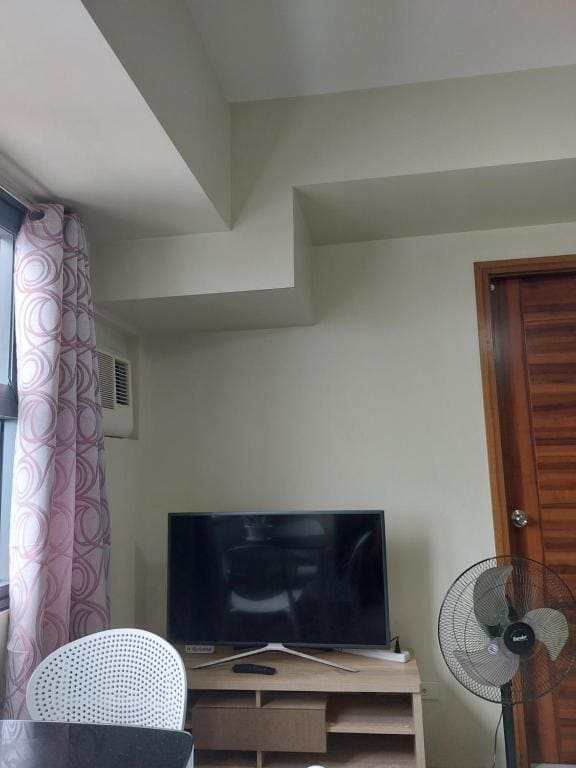 Deluxe Queen Room room - Image 1
