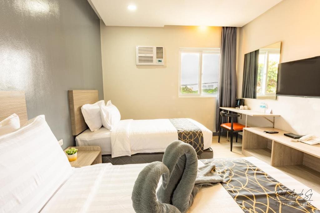 Deluxe Room room - Image 2
