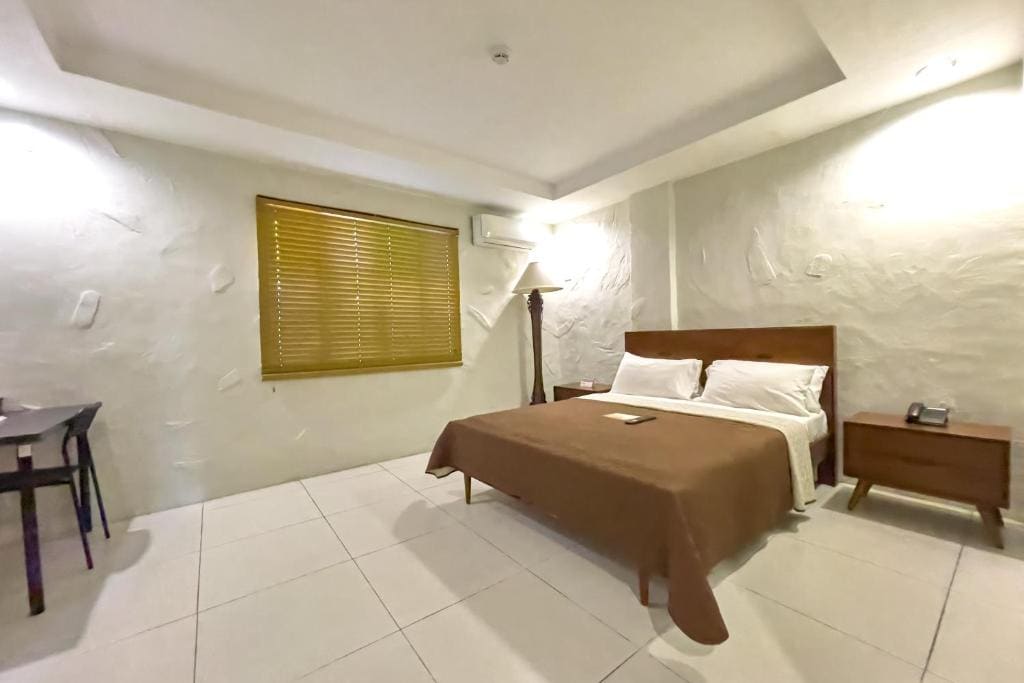 Queen Room room - Image 2