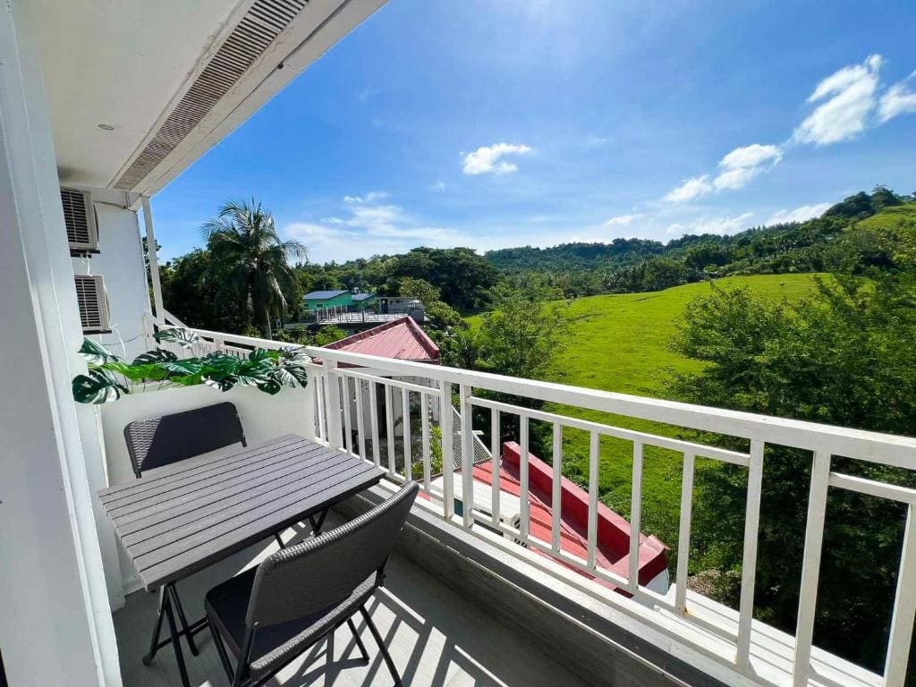 Family Room with Mountain View room - Image 1