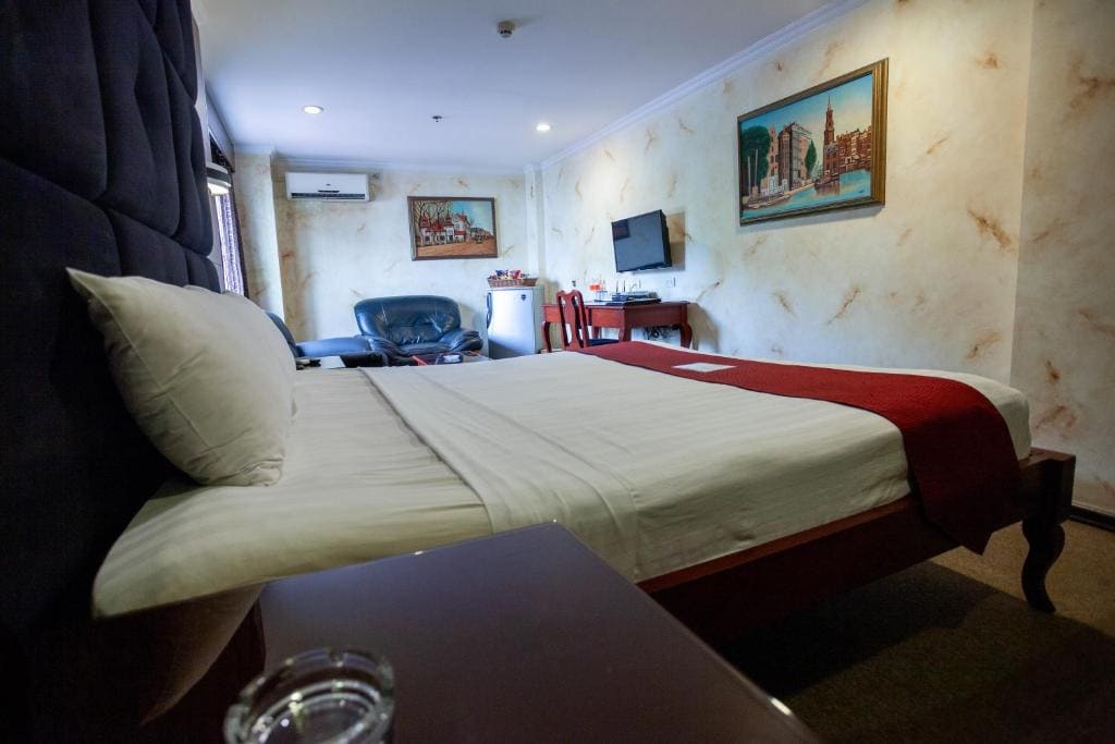 Superior Room room - Image 3