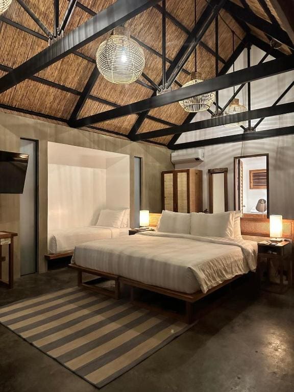 Superior Villa room - Image 2