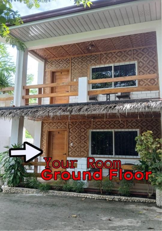 Deluxe Double Room with Balcony room - Image 2