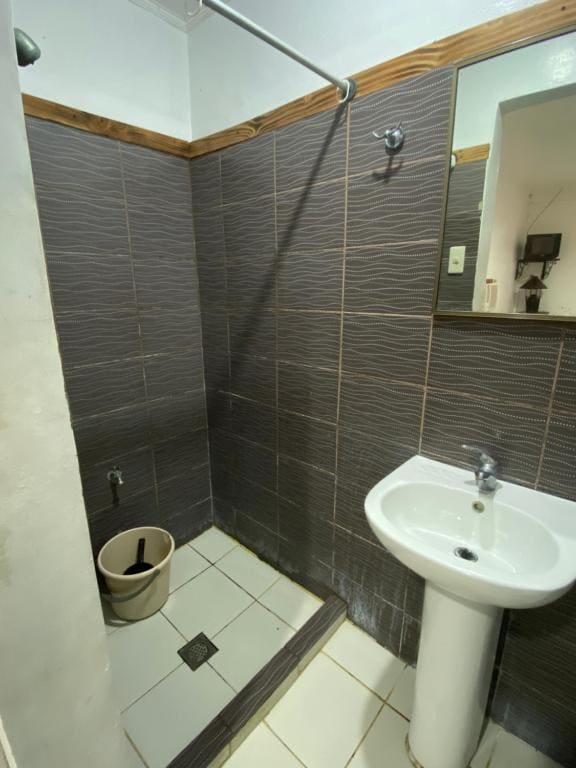 Family Room room - Image 3