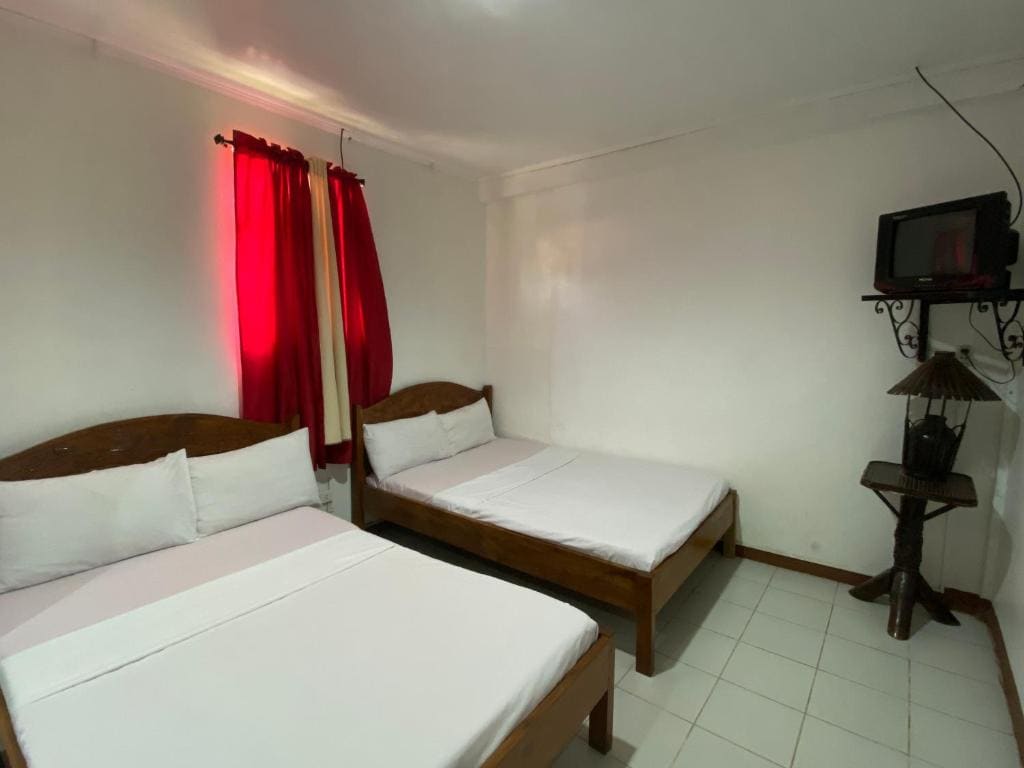 Family Room room - Image 1
