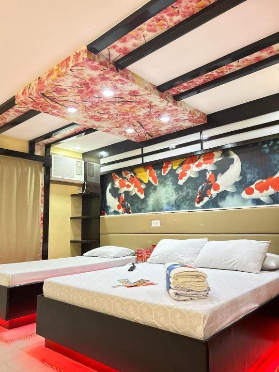 Regency 2 room - Image 2