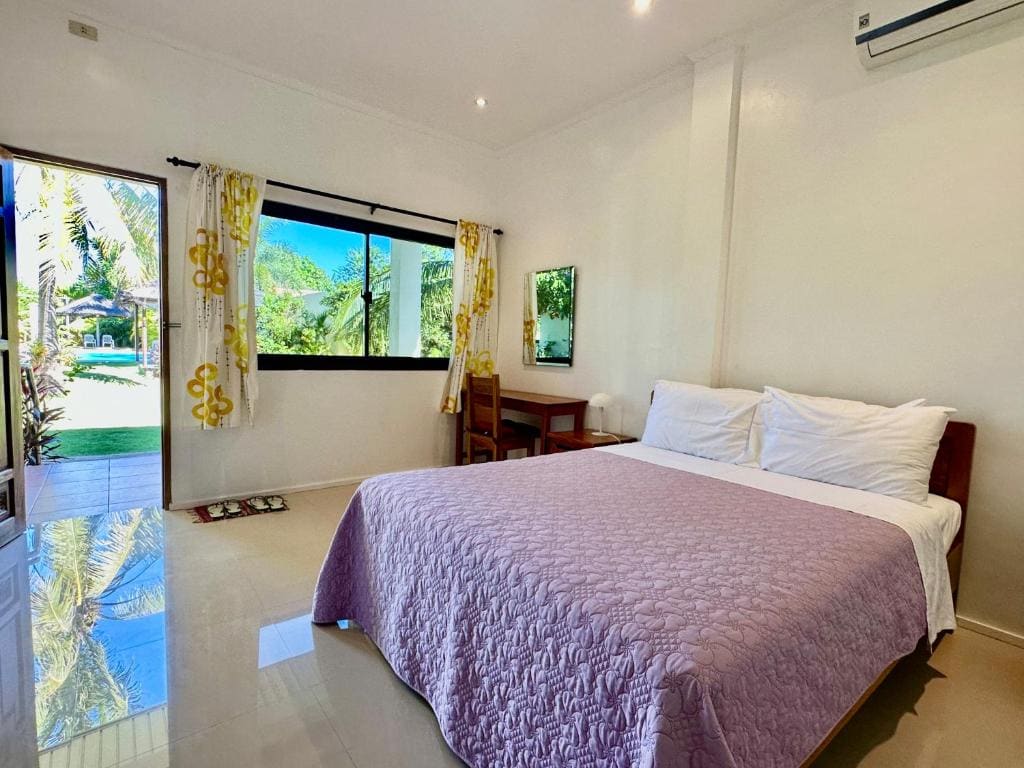 Deluxe Bungalow room - Image 2
