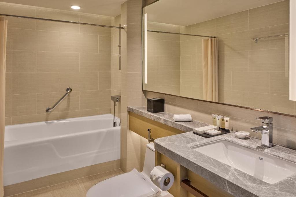 Junior Suite King room - Image 3