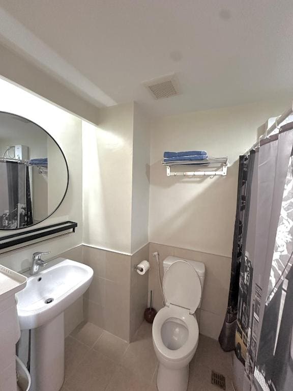 Budget Double Room room - Image 2