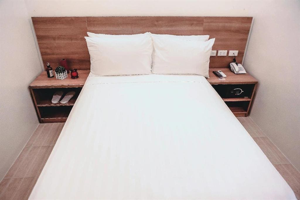 Standard Double Room room - Image 3