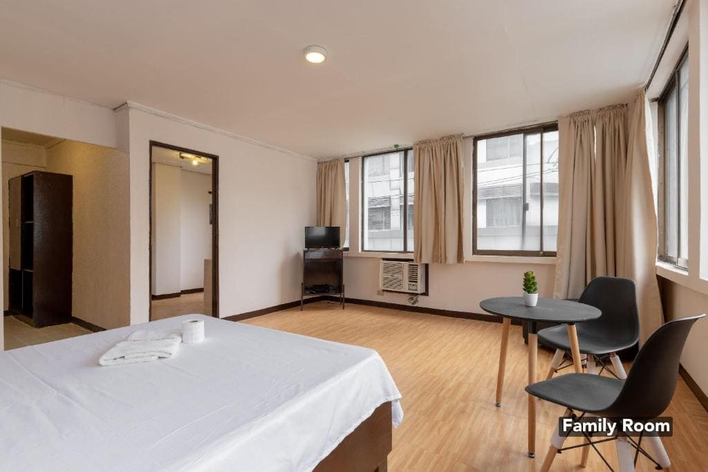 Basic Studio room - Image 2