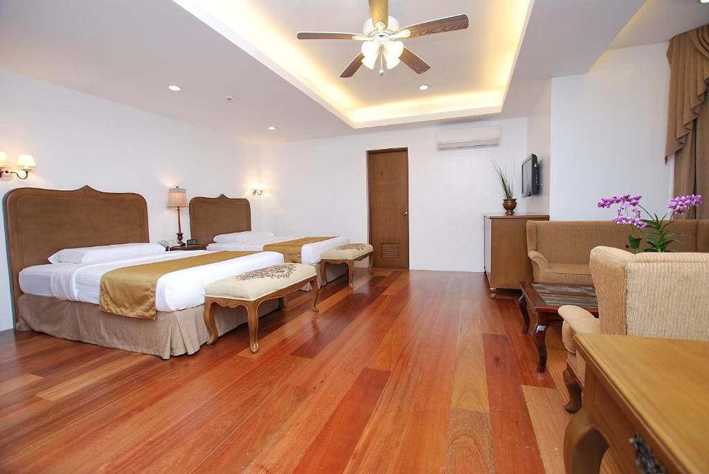Deluxe Double Room room - Image 3