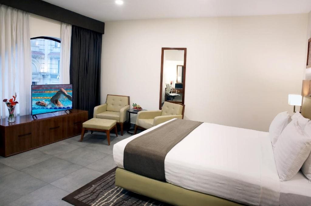 Deluxe Room room - Image 1