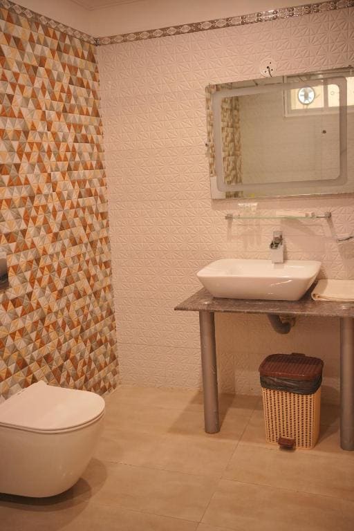 Standard Double Room room - Image 2