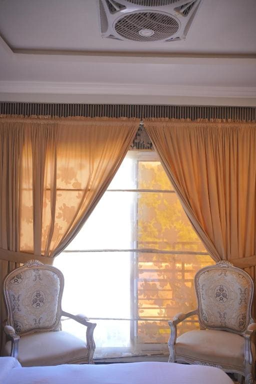 Three-Bedroom Apartment with Balcony room - Image 3
