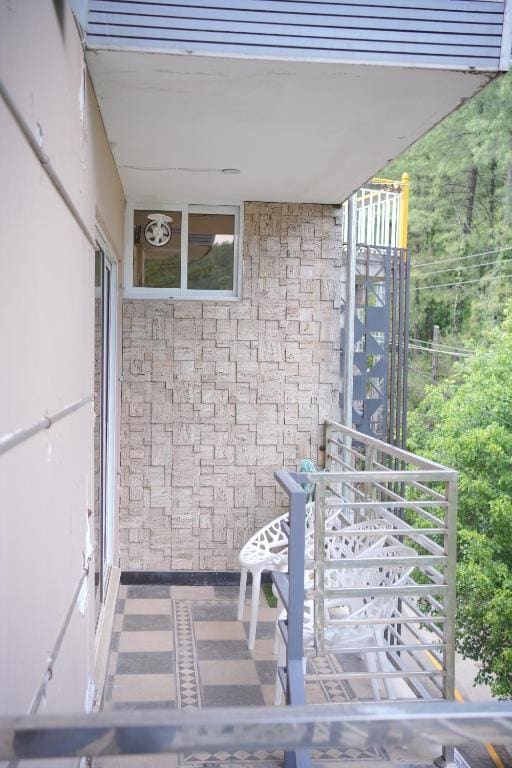 Two-Bedroom Deluxe Apartment room - Image 2