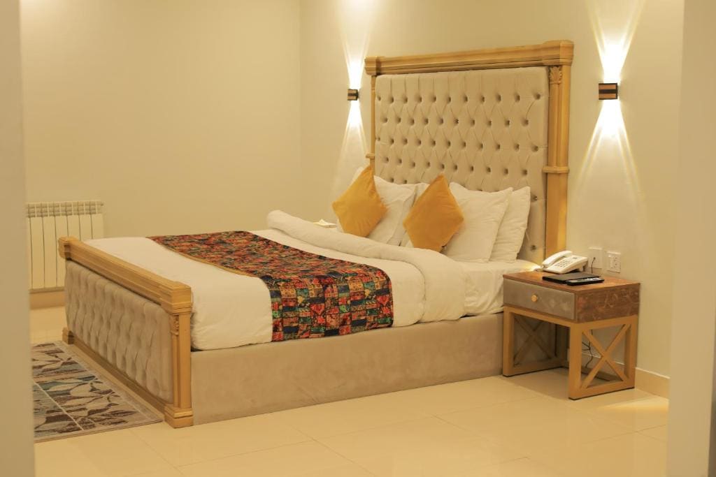 Two-Bedroom Suite room - Image 3