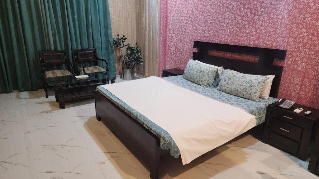 Deluxe Double Room room - Image 1