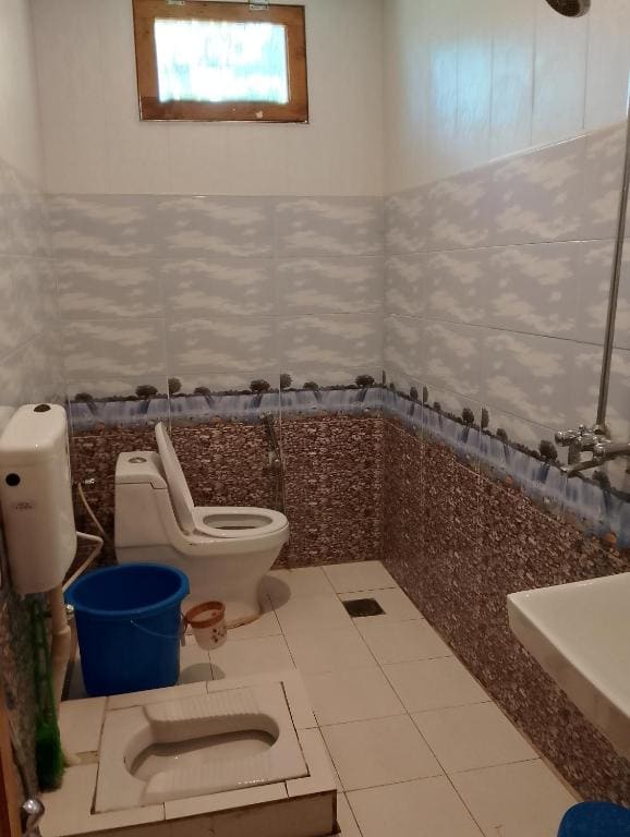Deluxe Family Room room - Image 2