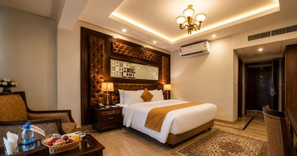 Executive King Room room - Image 3